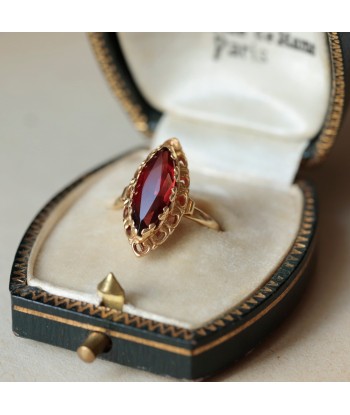 Bague marquise pierre rouge Les magasins à Paris