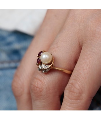 Bague feuillages perle et rubis de pas cher