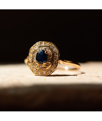 Bague octogonale majestueuse saphir et diamants rembourrage situé sous