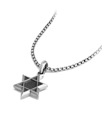 David Yurman Men's Petrvs Star of David Amulet pas cher 