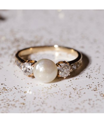 Bague perle fine et deux diamants soldes