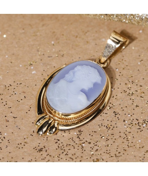 Pendentif camée or jaune sur agate suggérées chez