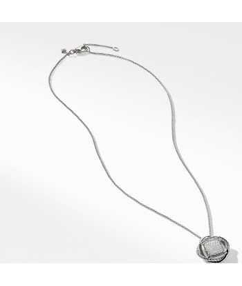 David Yurman Infinity Small Pendant Necklace with Diamonds Dans la société mordern