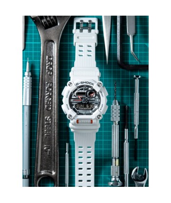 Casio G-Shock GA900AS-7A Astro World Space Watch White Orange Silver Metallic une grave pollution 