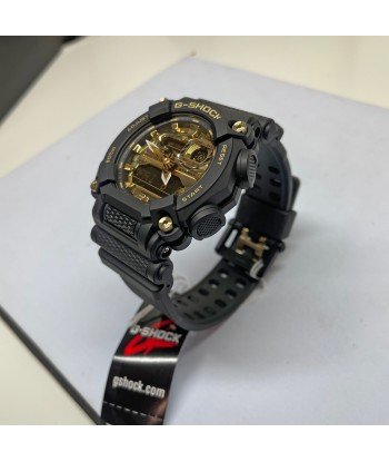 Casio G-Shock GA900AG-1A Astro World Space Watch Gold Black une grave pollution 