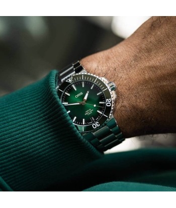 Oris Aquis Date Calibre 400 41.5MM Green Dial and Bezel Watch 01 400 7769 4157-07 8 22 09PEB Economisez 