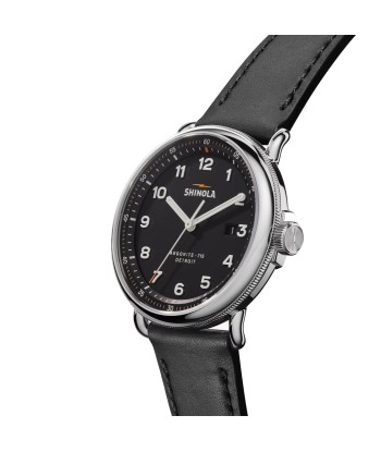 Shinola Canfield Model C56 43MM Black Dial Black Aniline Leather Watch S0120266180 s'inspire de l'anatomie humaine