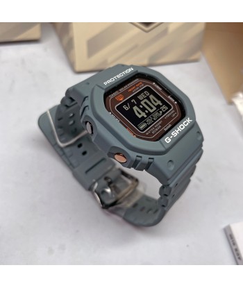 CASIO G-SHOCK DWH5600-2 Teal Move Heart Rate Monitor Solar Activity Watch une grave pollution 