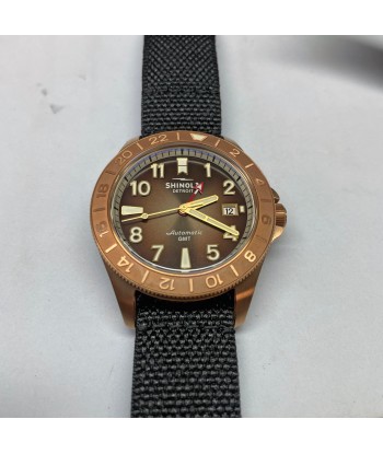 Shinola 40MM Bronze Monster GMT Set Automatic Brown Dial Extra NATO Strap Watch S0120273328 À commander