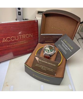 Accutron Spaceview 2020 La Palina Edition Brown Watch 2ES6A007 with Cigar Humidor Set chez Cornerstreet bien 