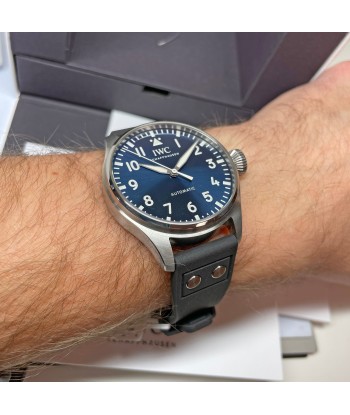 Pre-Owned IWC Big Pilot's Watch 43mm Blue Watch IW329303 est présent 