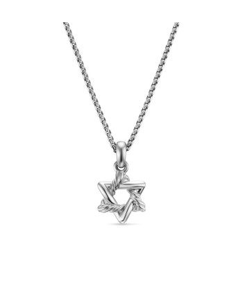 David Yurman Star of David Pendant Necklace in Sterling Silver with Diamonds, 9.6mm brillant des détails fins